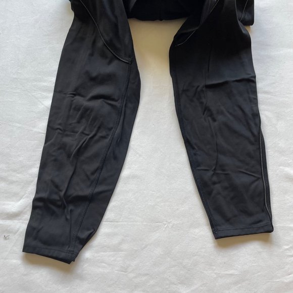 Women’s / Teen’s Athleta Black Leggings size M - Picture 7 of 9